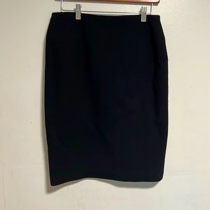 Chanel Boutique pencil, knee length skirt. Wool - size M/L